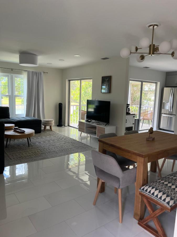 Great Location With Lake View North North Naples المظهر الخارجي الصورة